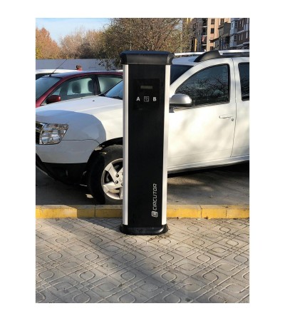 Borne de Recharge pour Voiture Electrique Triphasée 22 kW CIRCUTOR URBAN MASTER T2-C2 - 93690 - vue 4